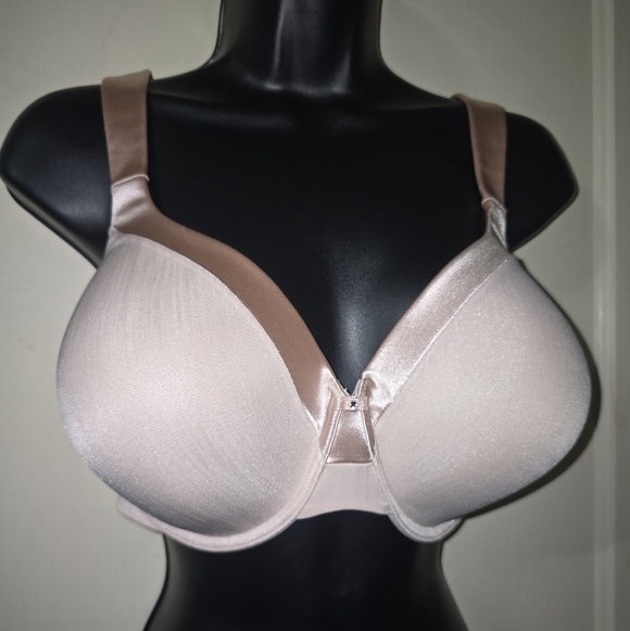 Vanity Fair Lingerie® Illumination Full-Figure Bra 76338 38DD - Picture 3 of 9